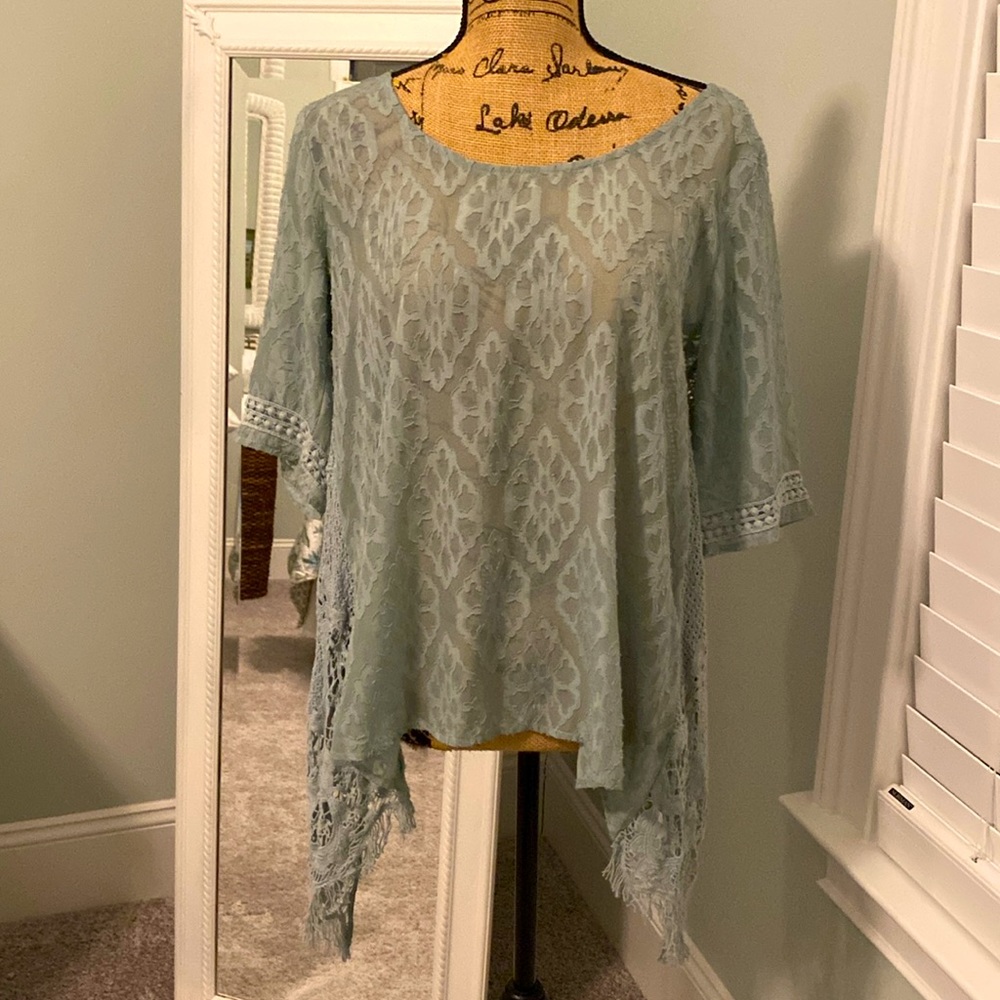 Red by Bke sage green top, size Medium